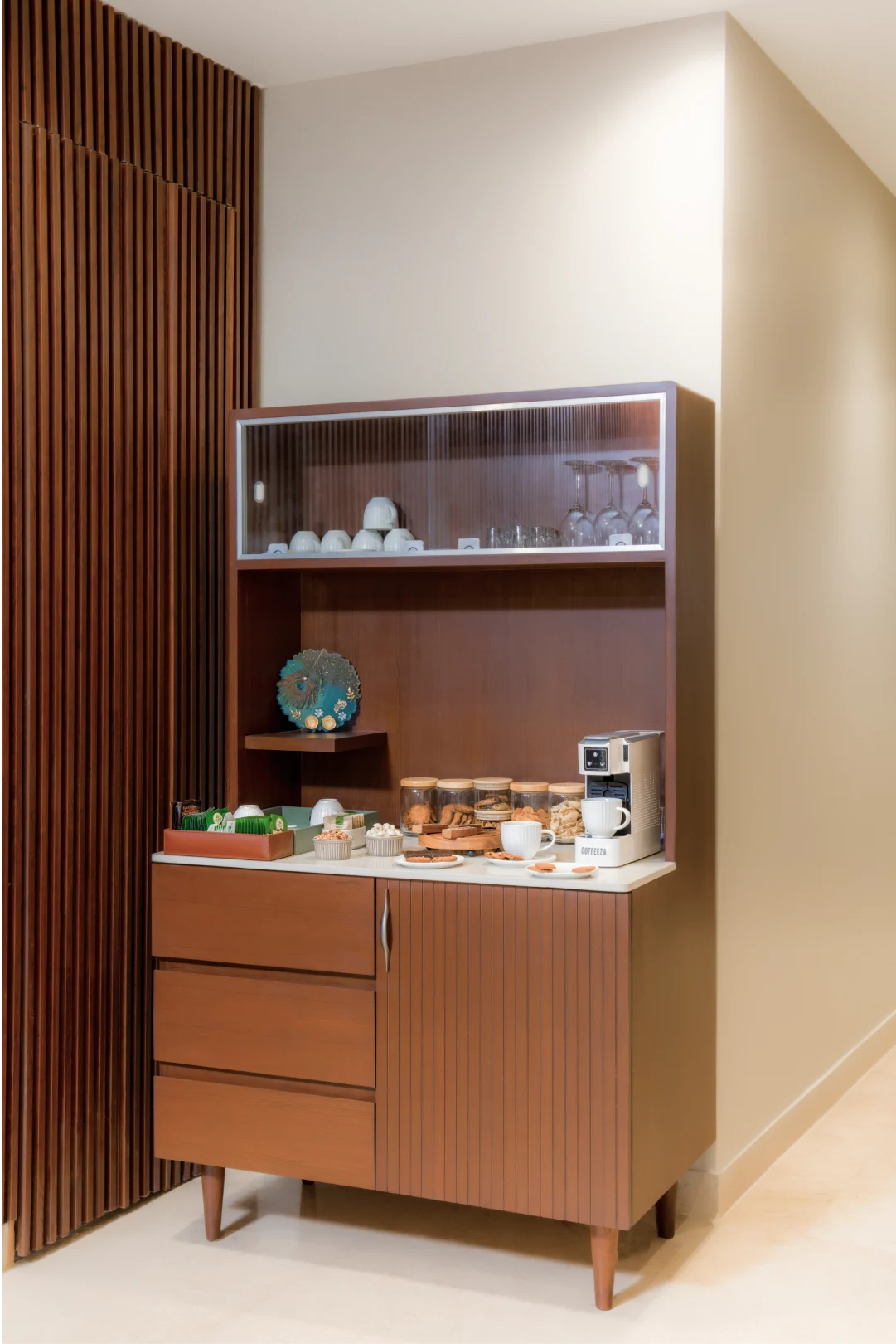 Dining Area 02